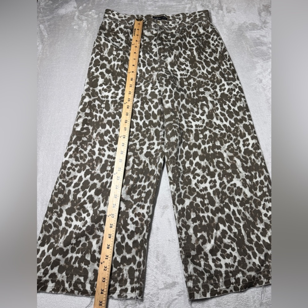 Sincerely Jules Leopard Animal Print Wide Leg Cropped 100% Cotton Jeans Size 29 - Picture 6 of 16